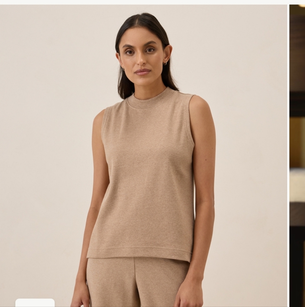 Pact Sleevless Mock Turtleneck XL